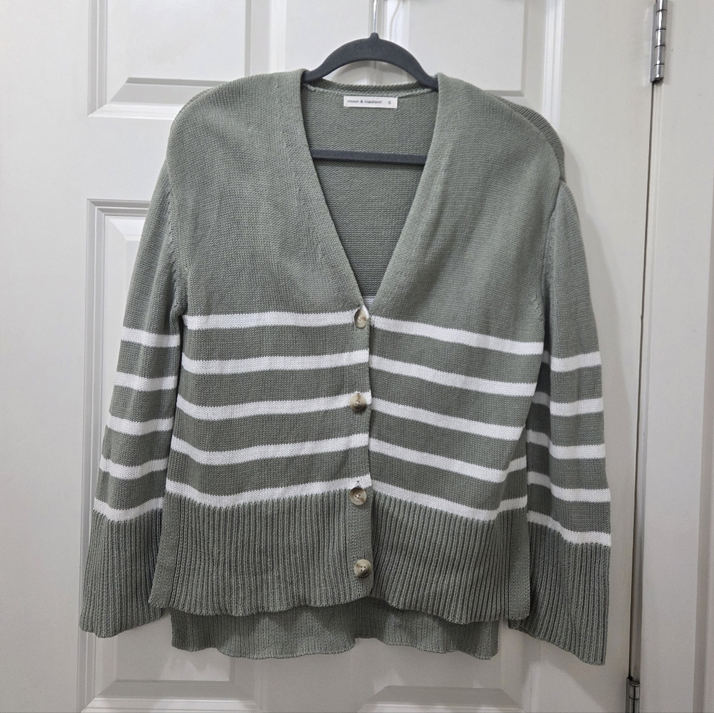 moon & madison Cardigan